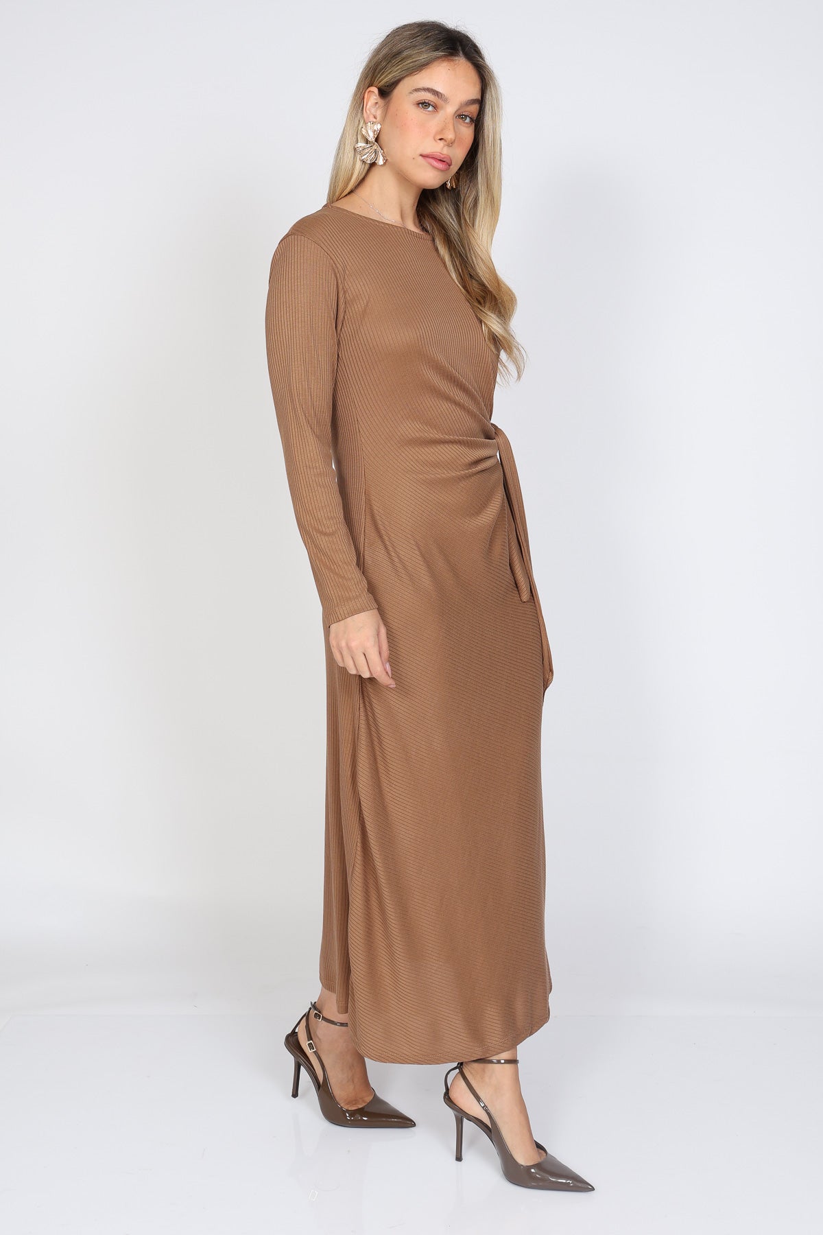 שמלת ריב קשר