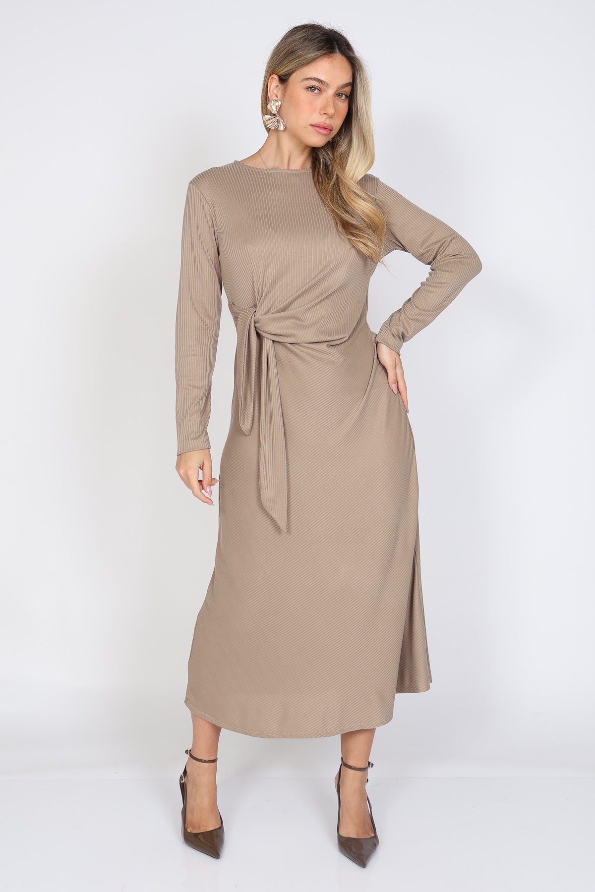 שמלת ריב קשר