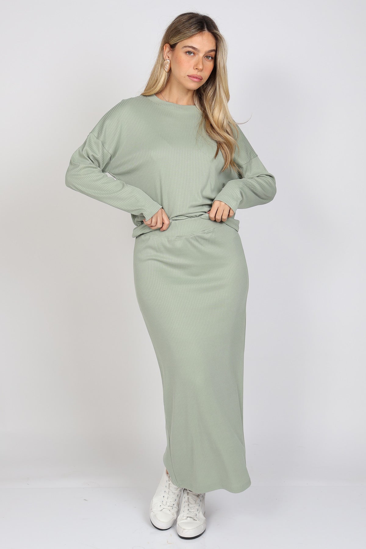 חצאית ריב ניל