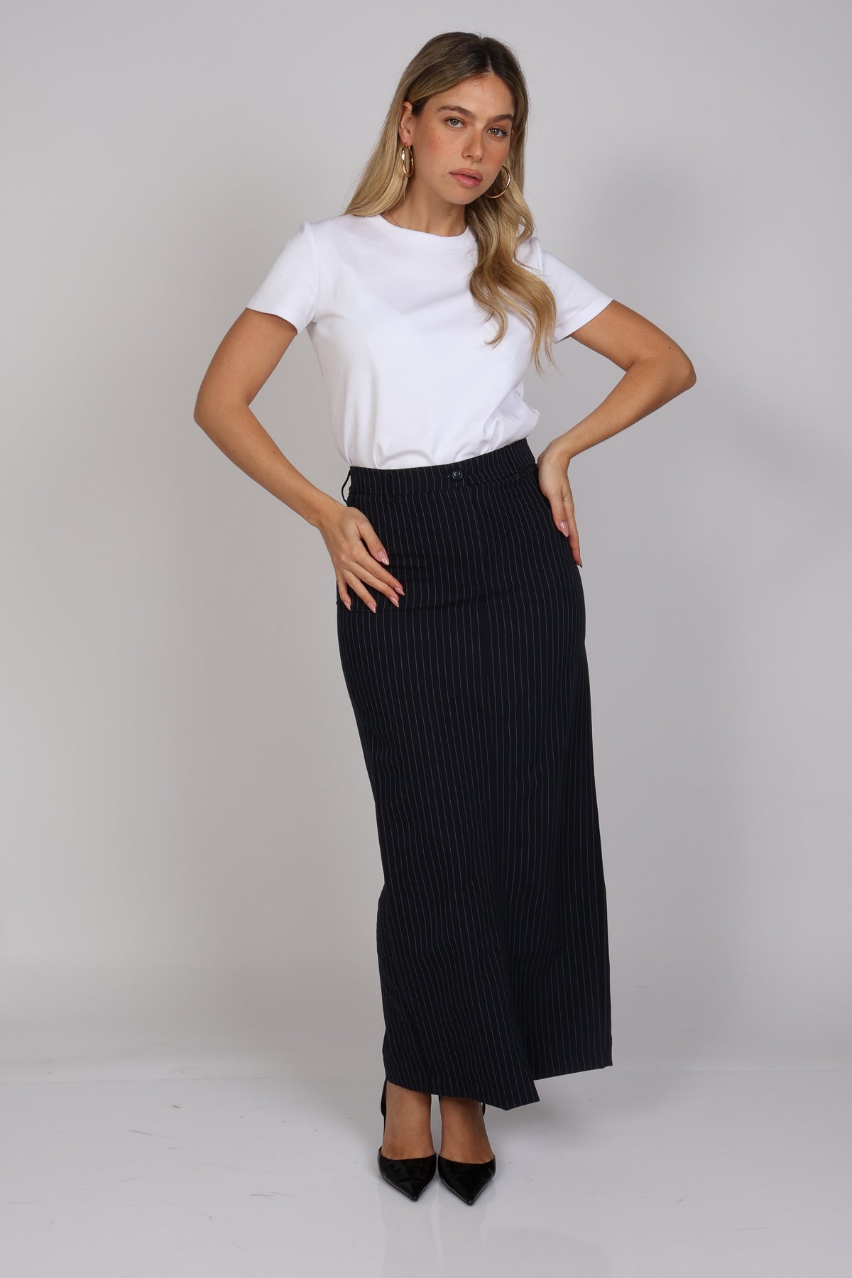 חצאית פסים ישרה