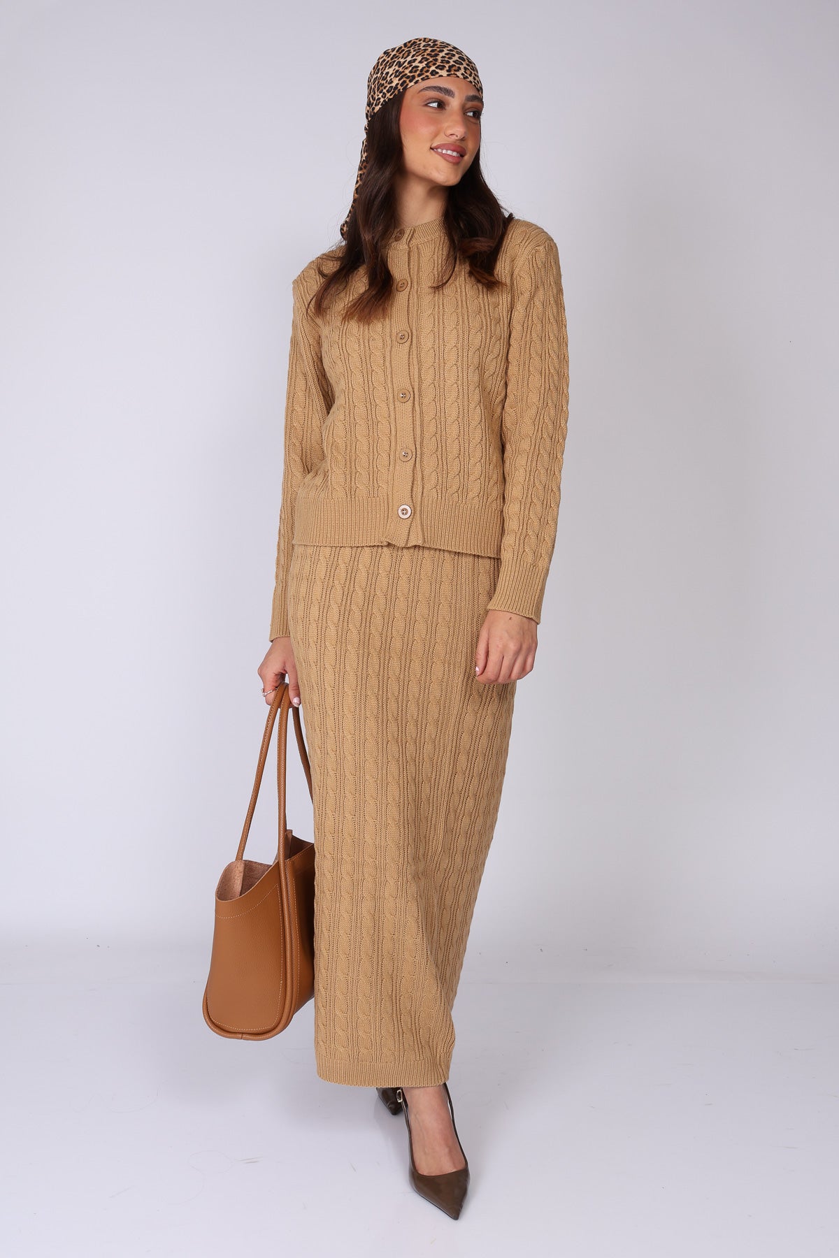 חליפת סריג צמות