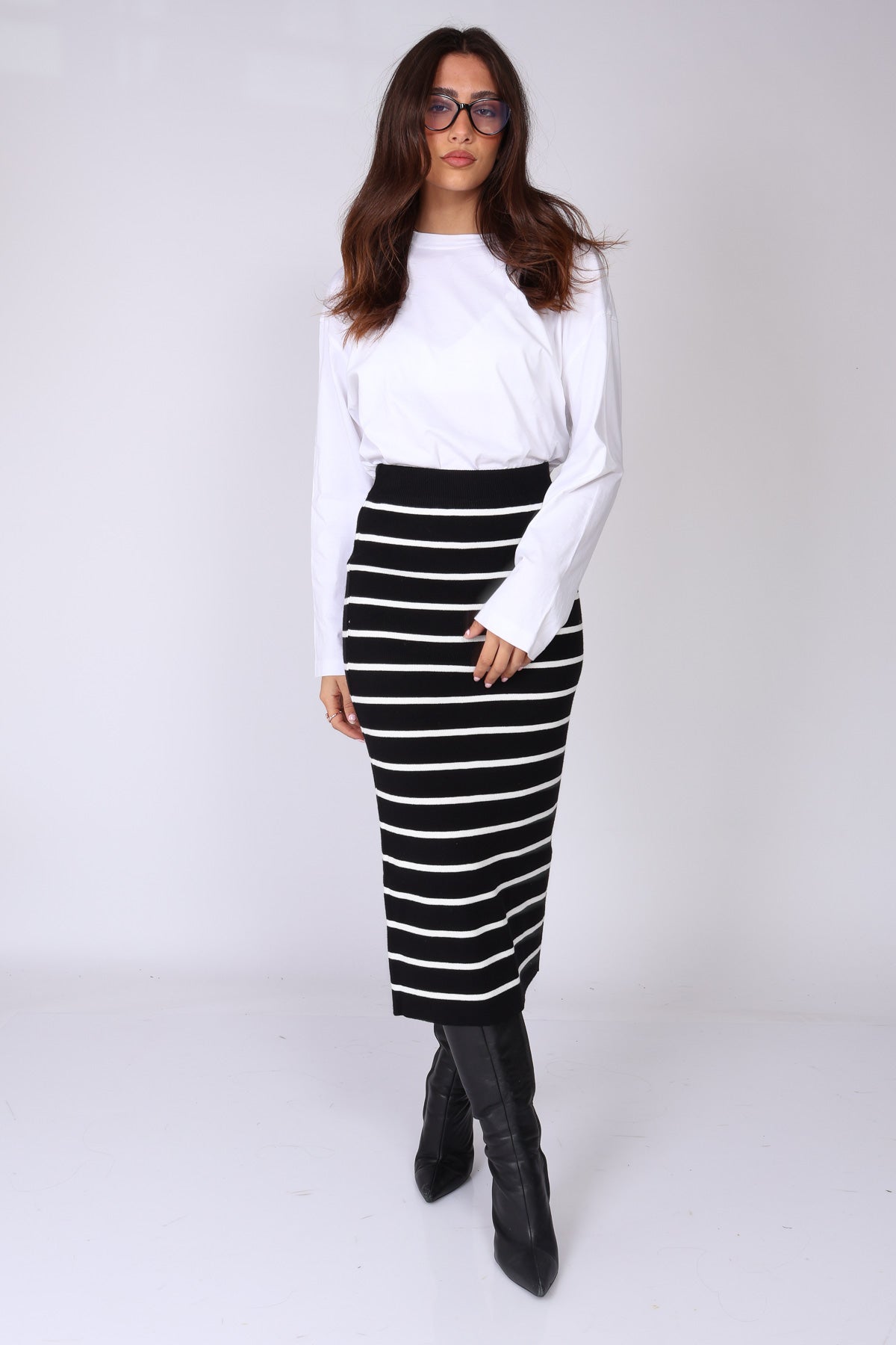 חצאית סריג פסים