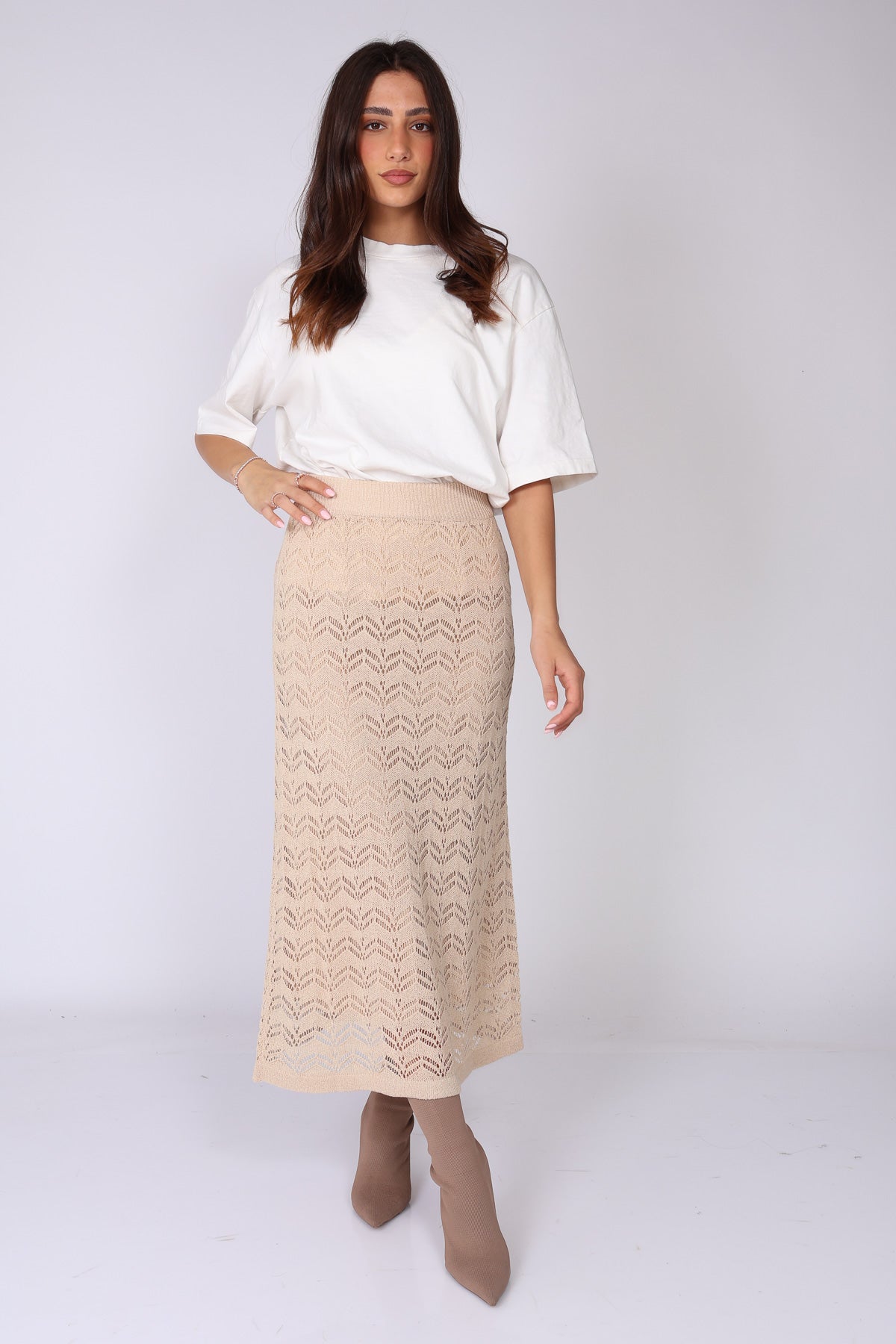 חצאית קרושה אליה