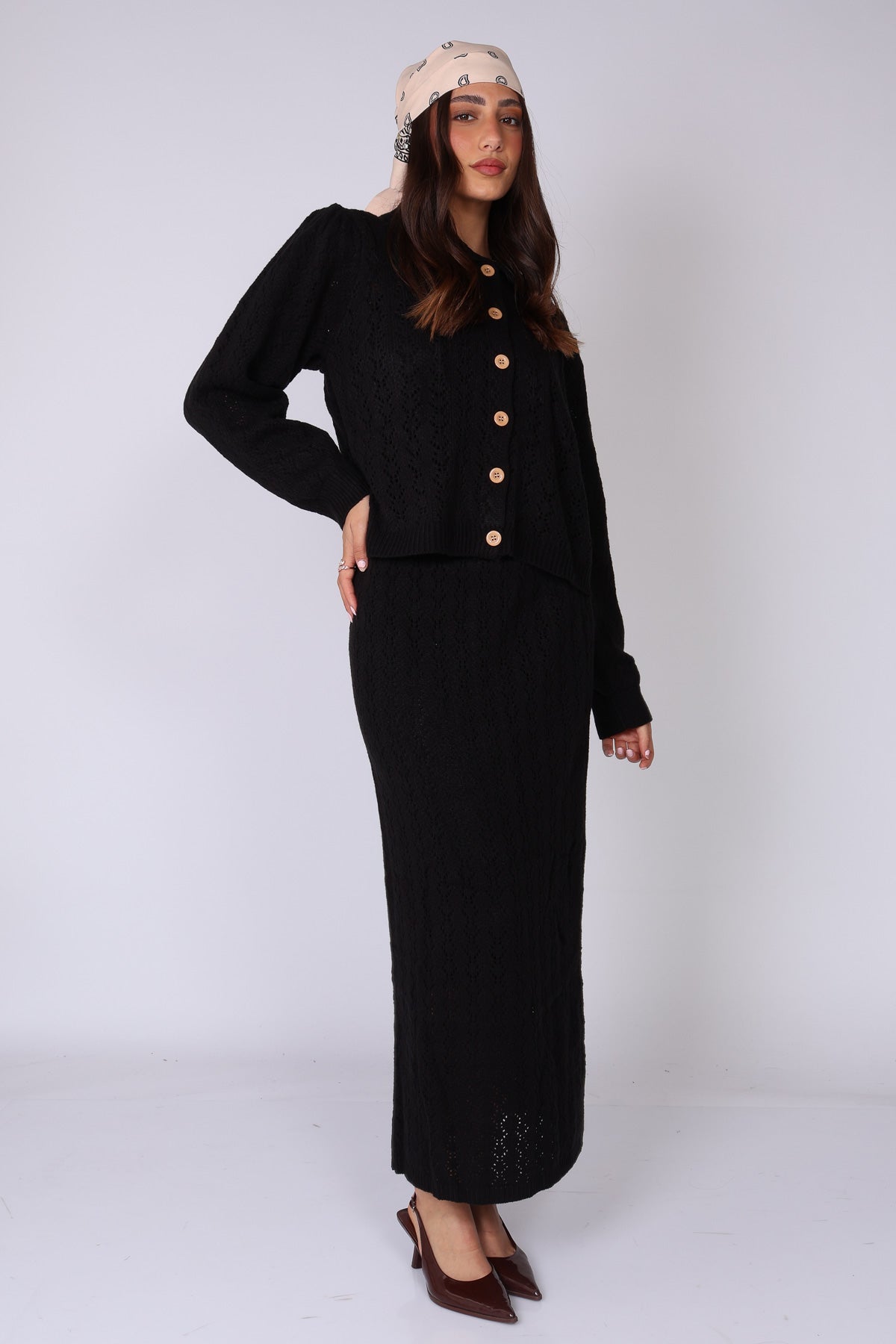 חליפת סריג כפתורים